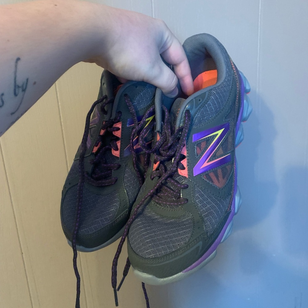 New Balance 750V3 purple & grey lace up athletic running shoe size women’s 9.5